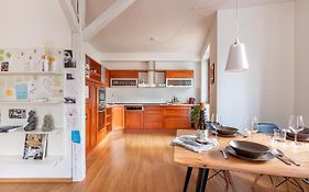 Dv Home